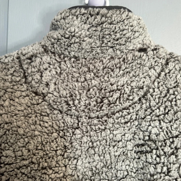 Thread & Supply Women  Teddy Fleece Sherpa Coat Long Sleeve Charcoal Sz L EUC - Picture 10 of 14